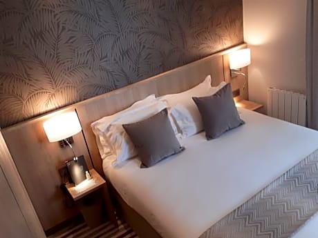 Single Standard Room