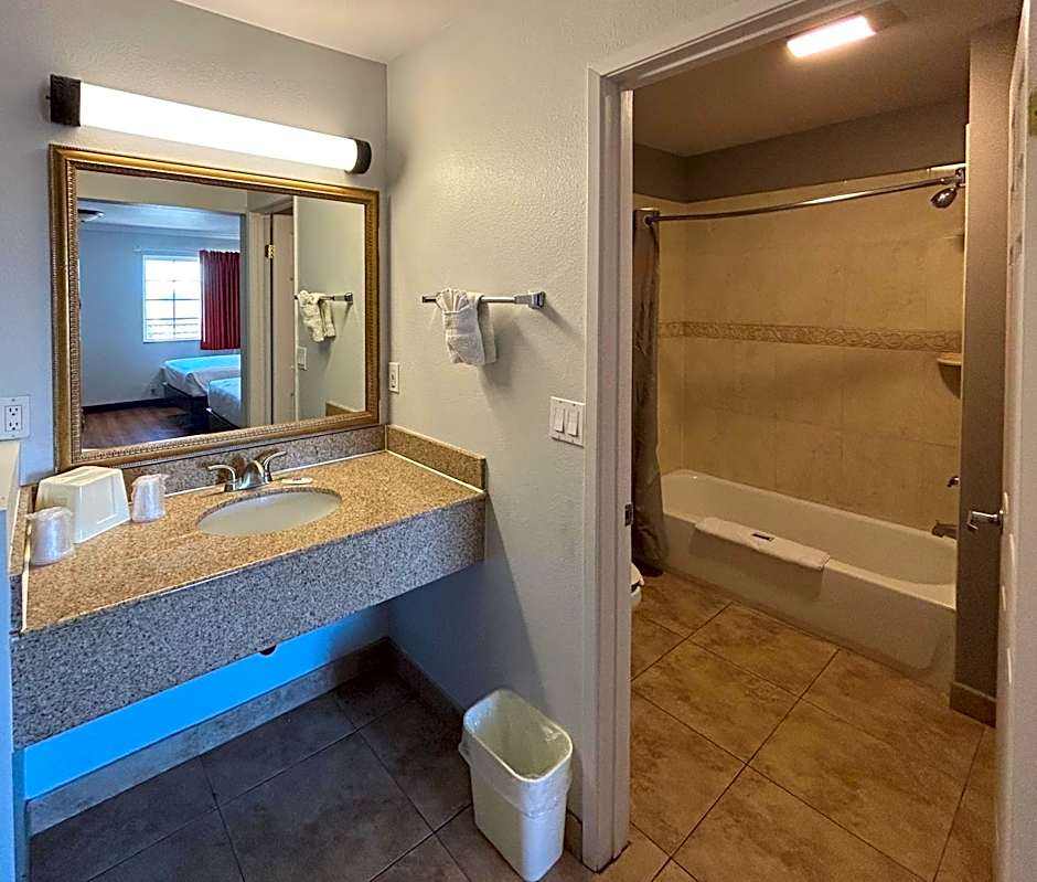 Studio 6 Mojave, CA - Airport