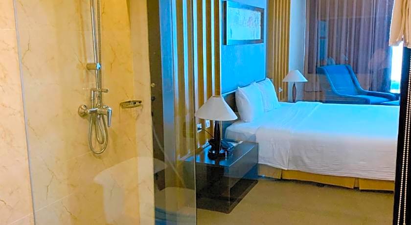Muong Thanh Luxury Nhat Le Hotel