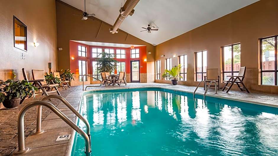 Best Western Plus Country Inn & Suites