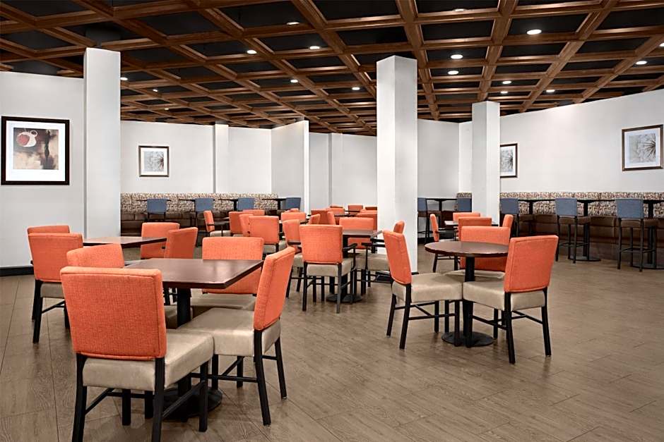 Embassy Suites By Hilton Birmingham / Hoover