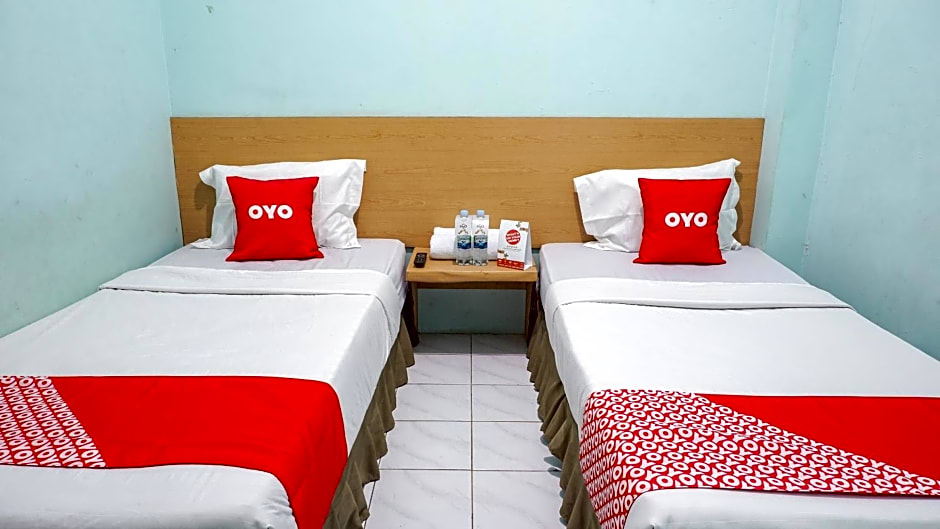 Vaccinated Staff - OYO 2088 Grha Blue Sky Syariah