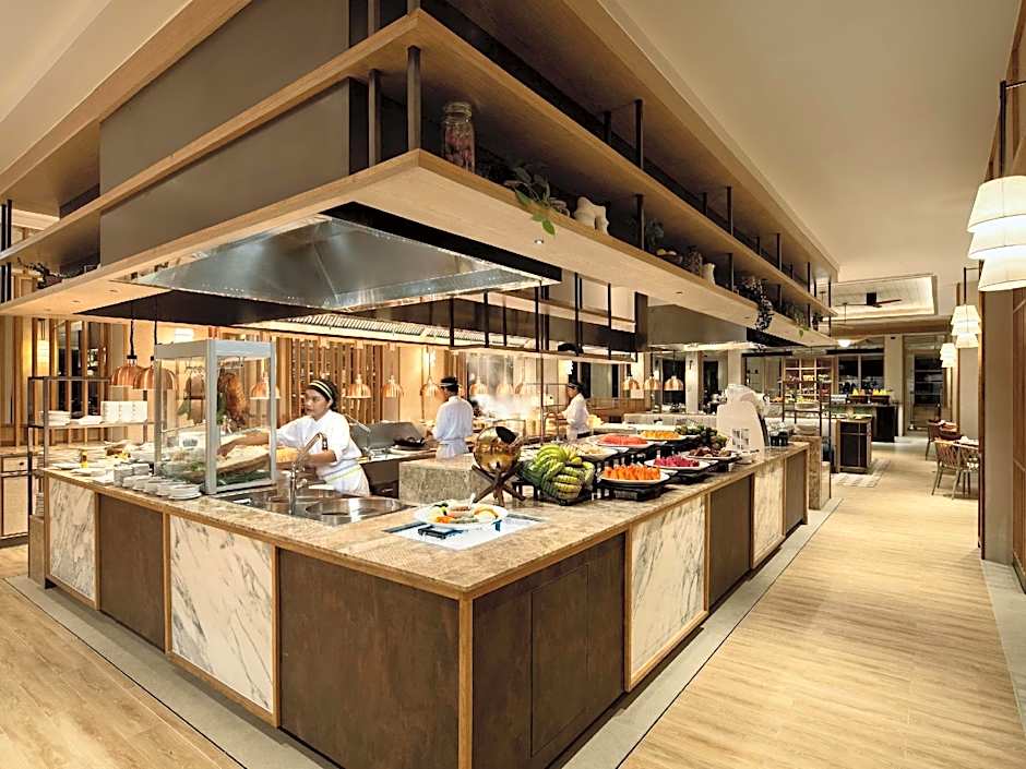 Pullman Phuket Arcadia Naithon Beach Resort