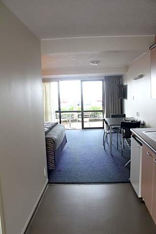 Superior Studio with Spa Bath - Ground Floor