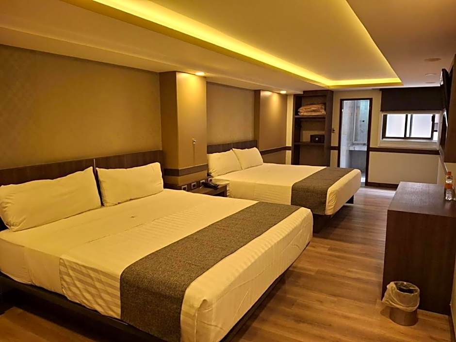 Hotel El Senador