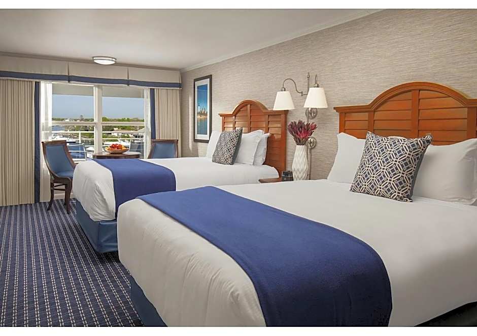 Hyannis Harbor Hotel