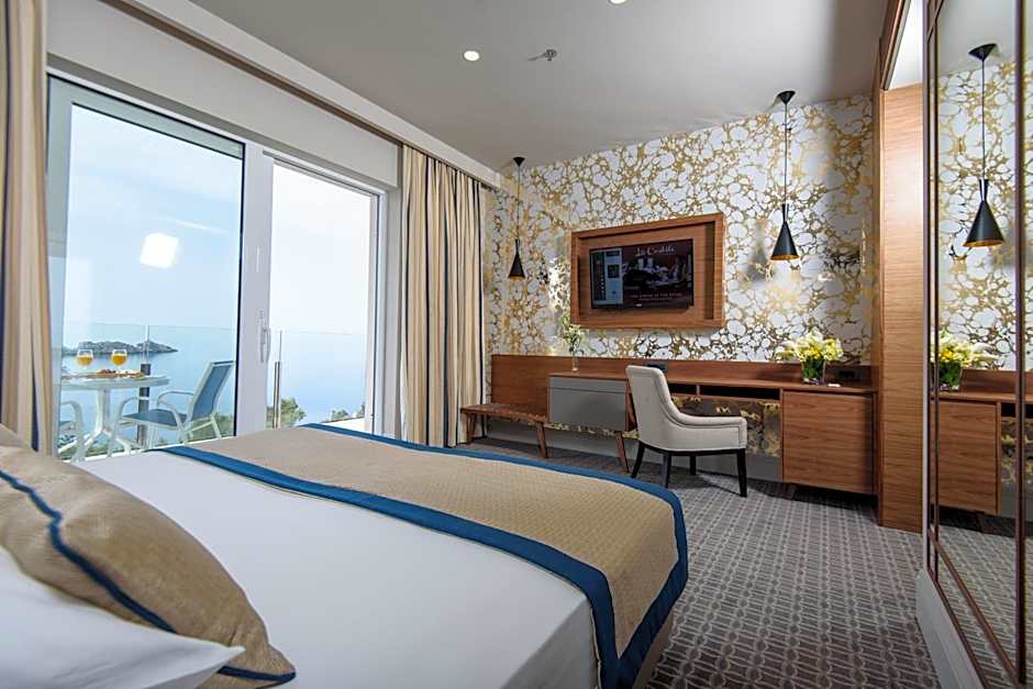 Royal Neptun Hotel