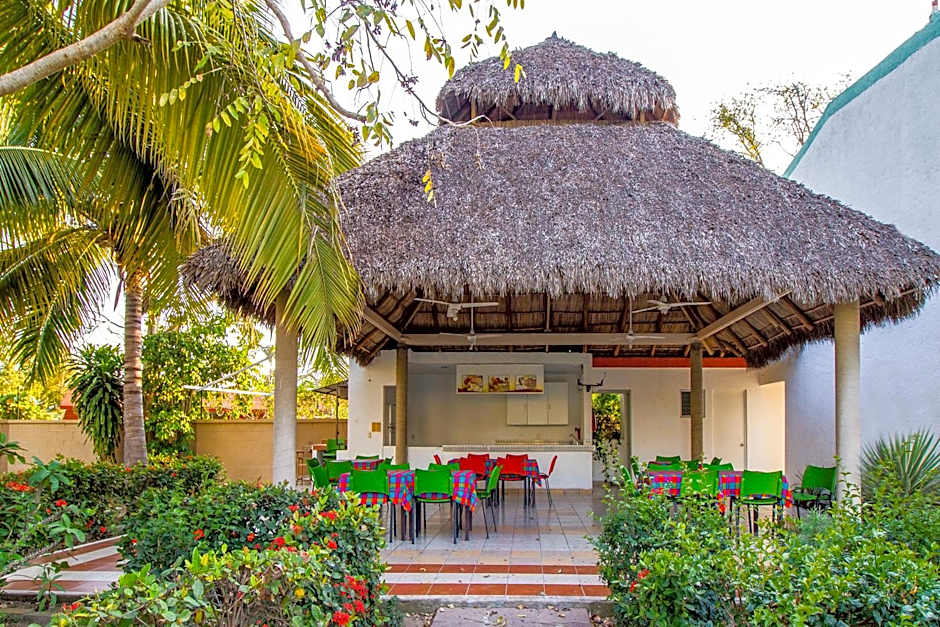 Hotel Parotas Manzanillo