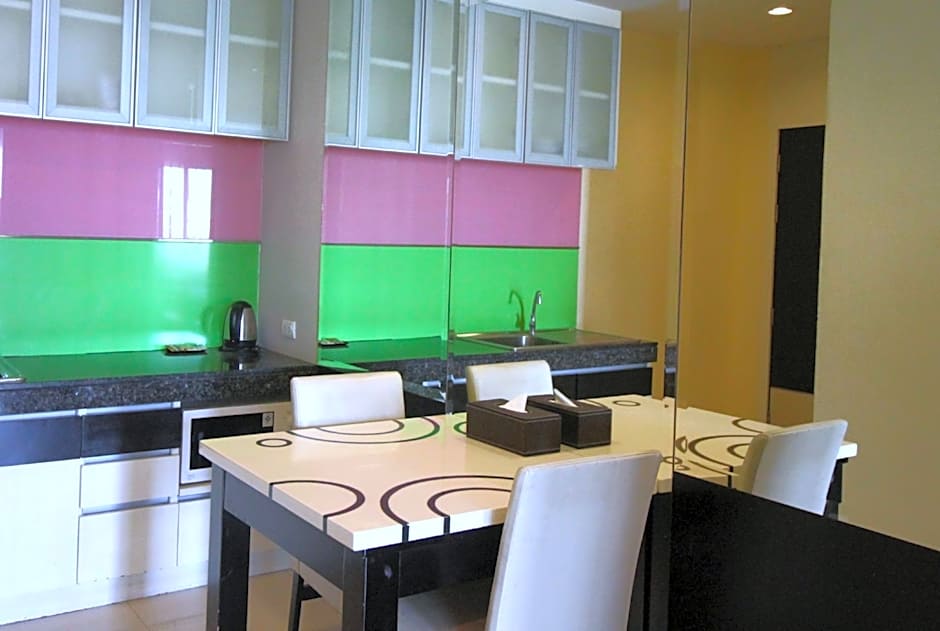 The Sunreno Hotel Bangkok