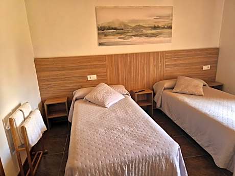 Triple Room with Private Bathroom