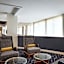Courtyard by Marriott St. Louis Westport Plaza