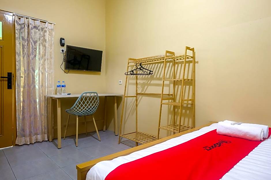 RedDoorz Syariah @ Omahe Qoema 3 Yogyakarta