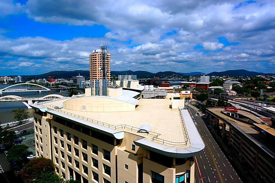 Abbey On Roma Hotel & Apartments