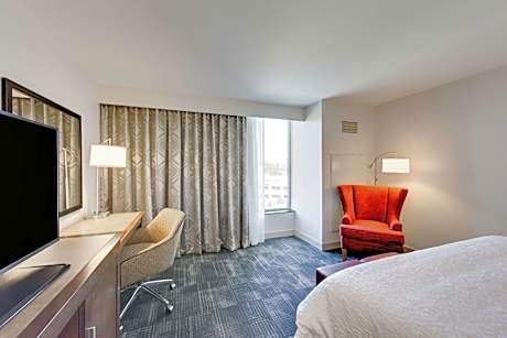 King Room with Sofa Bed - Non-Smoking