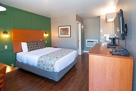 1 Queen Bed- Non Smoking