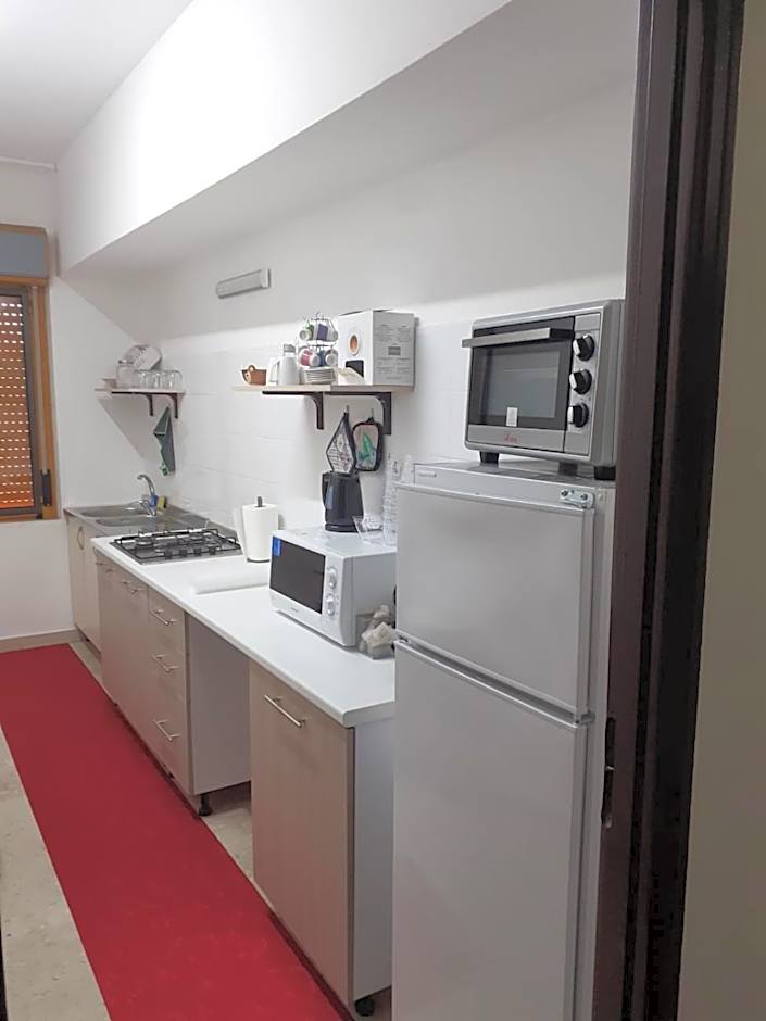 LOVELY BIANCO - Rooms & Apartment