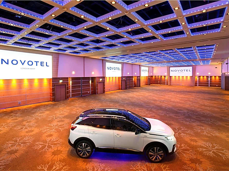 Novotel London West