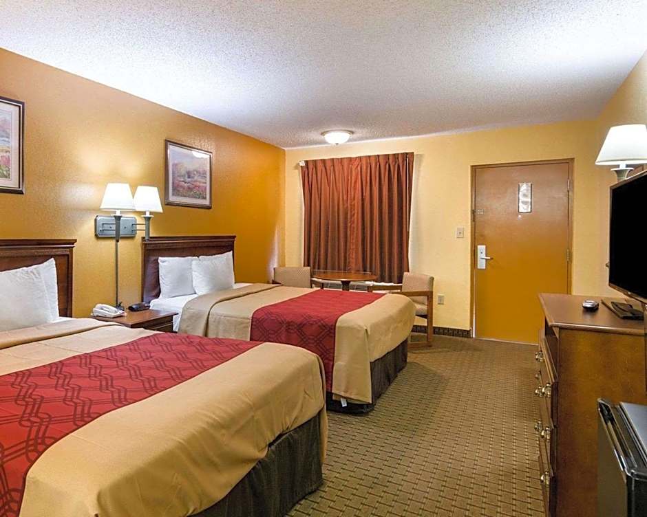 Econo Lodge Fredericksburg near I-95