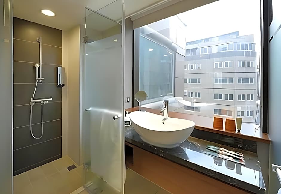 Orange Hotel - Linsen, Taipei