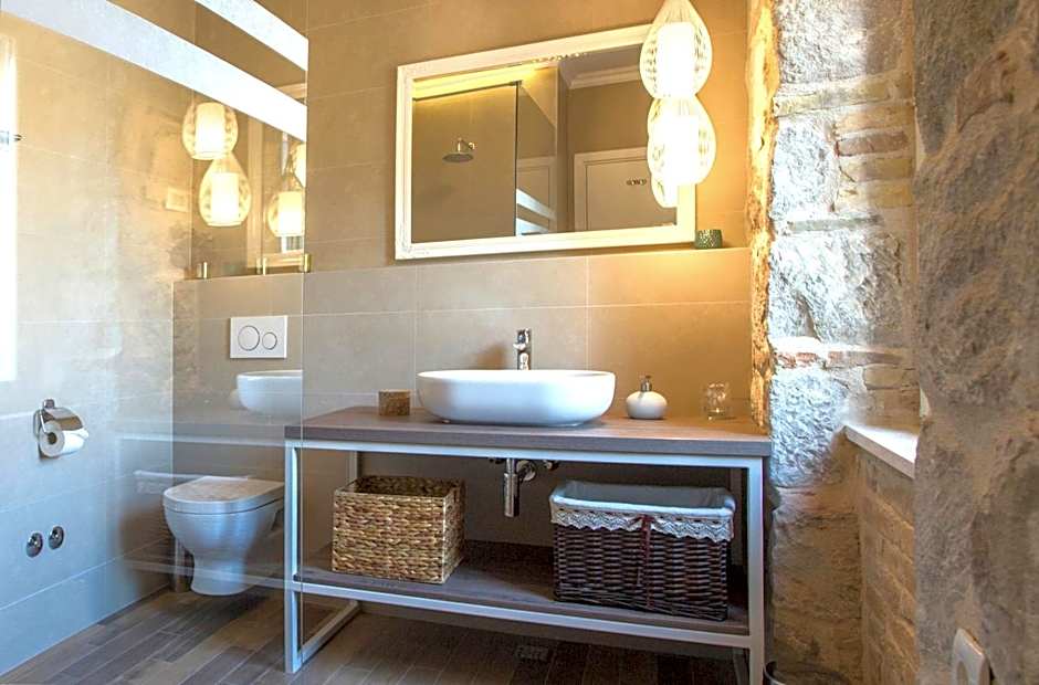 Aspalathos Residence