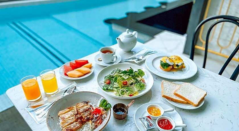 Ratri Hotel Phuket Old Town