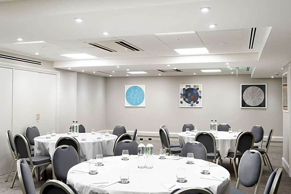Holiday Inn Hemel Hempstead M1 Jct. 8 By IHG