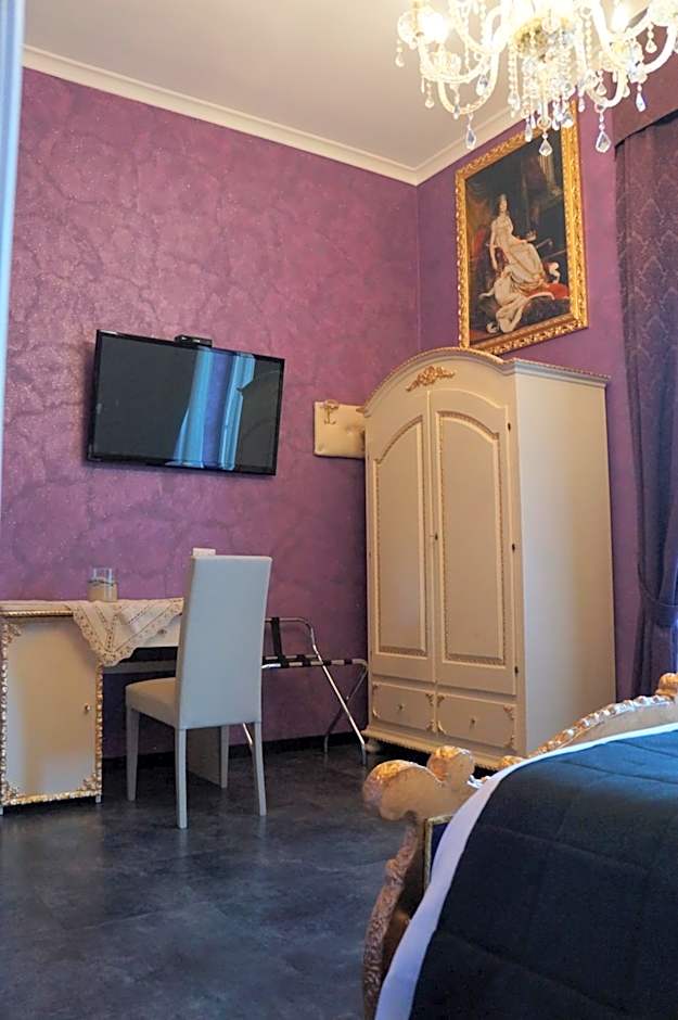 Pope's Suites