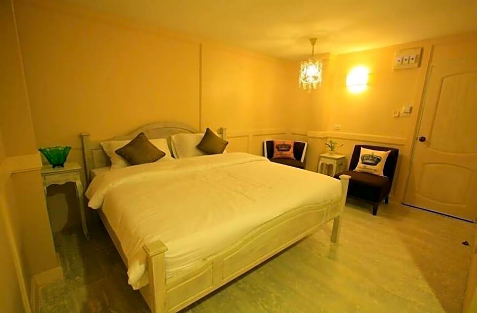 The Royal Chiangkhan Boutique Hotel