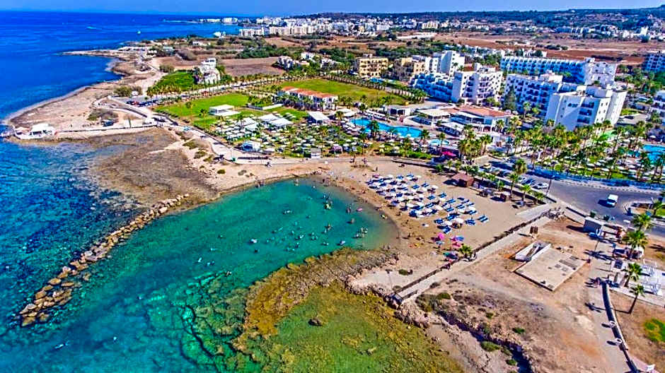 Marlita Beach Hotel Apartments