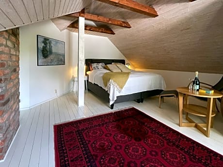 Hovslagaregården B&B