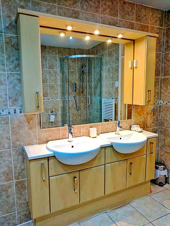 Glendevon House Hotel