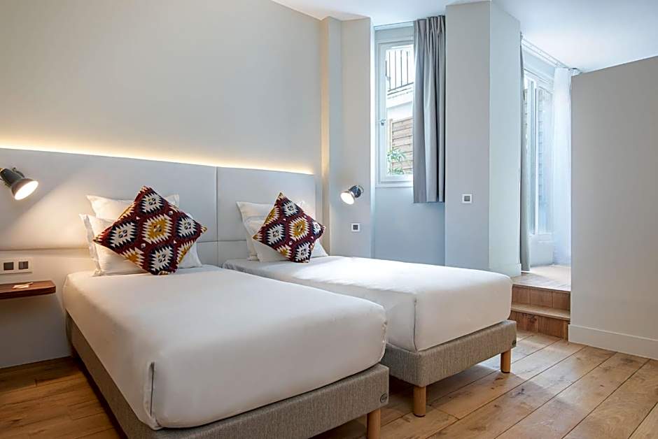 Hotel Magenta 38 by Happyculture