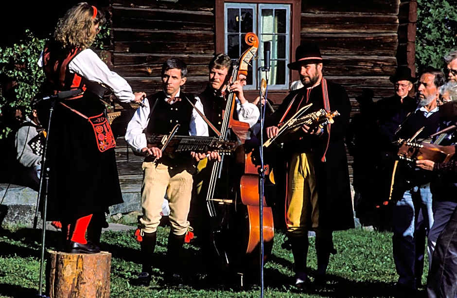 Åsengården Boende & Gästgiveri