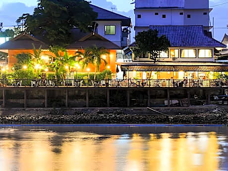 Ban U Thong Accommodations