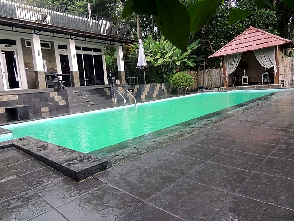 Oase Van Java by ZUZU