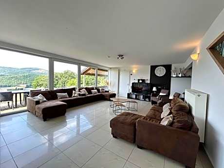 Villa in Coo with Pool  Panoramic Views