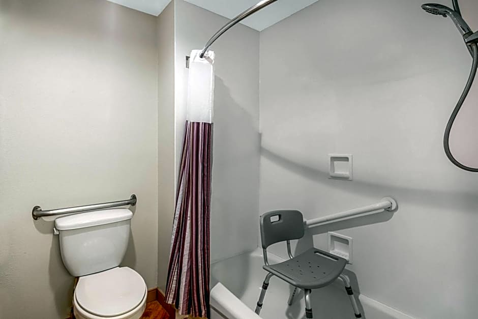 Baymont by Wyndham Meridian
