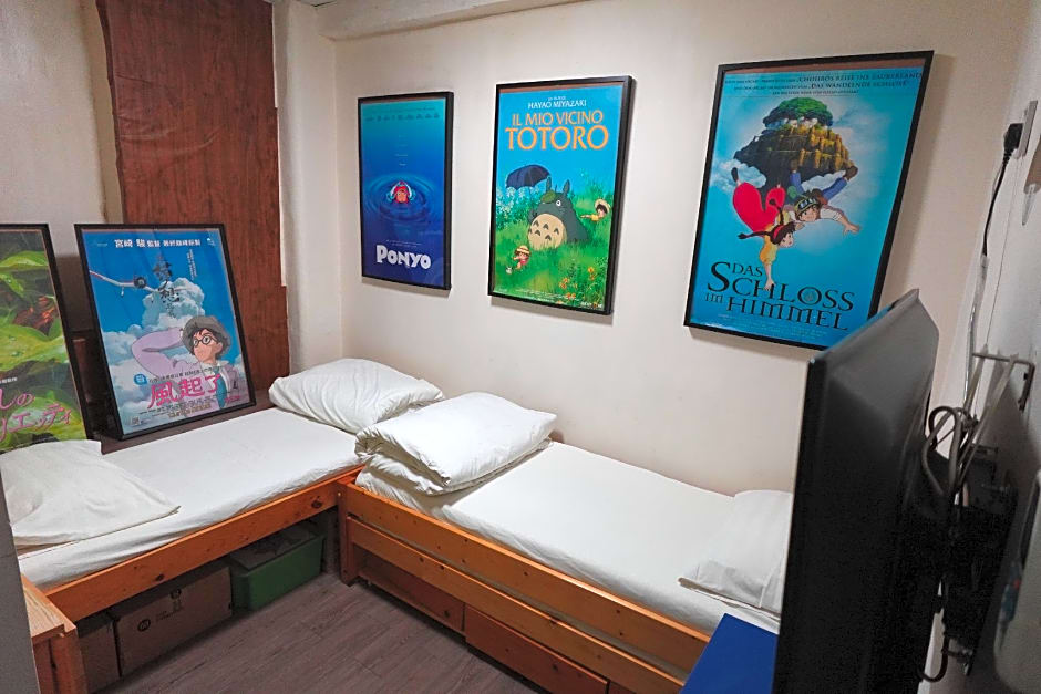 Alohas Hong Kong Hostel