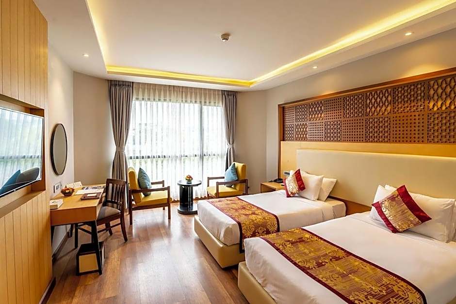 Hotel Pokhara Grande
