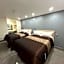 California Inn Hotel and Suites Adelanto US 395