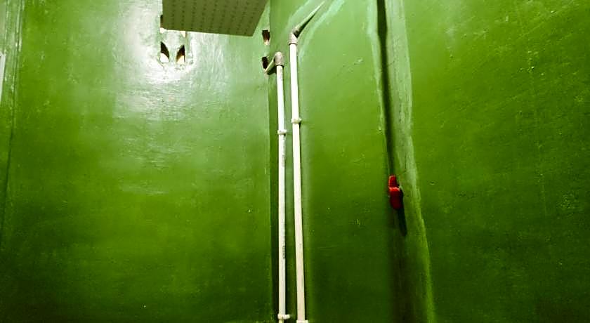 RedDoorz near Pelabuhan Ajibata Parapat