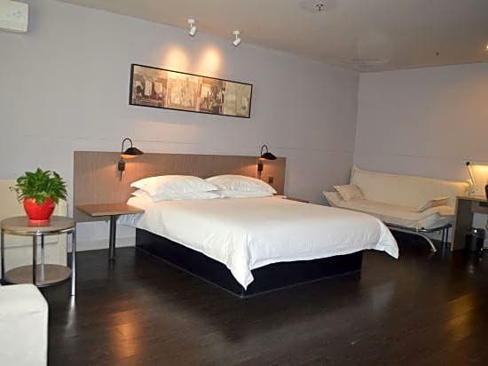 jinjiang inn select changji administrative center branch