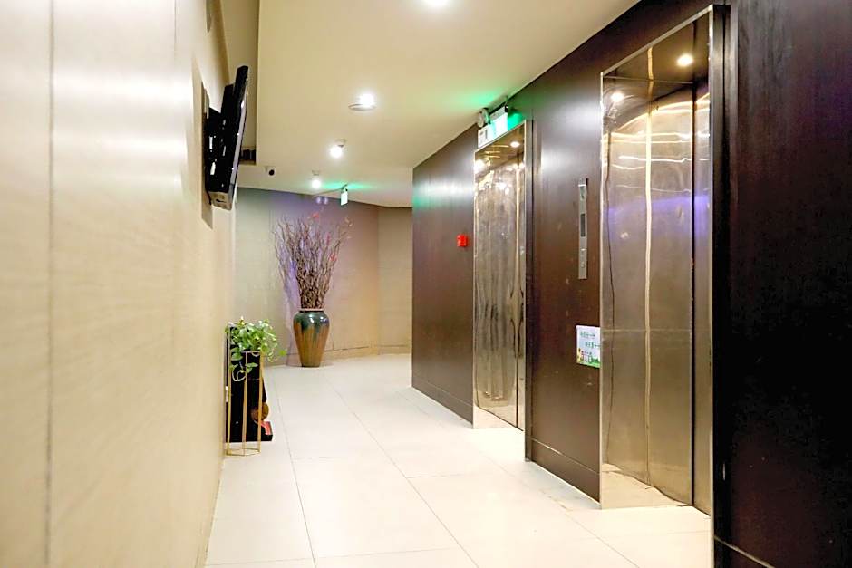 Jinjiang Inn Changzhi Bayi Square