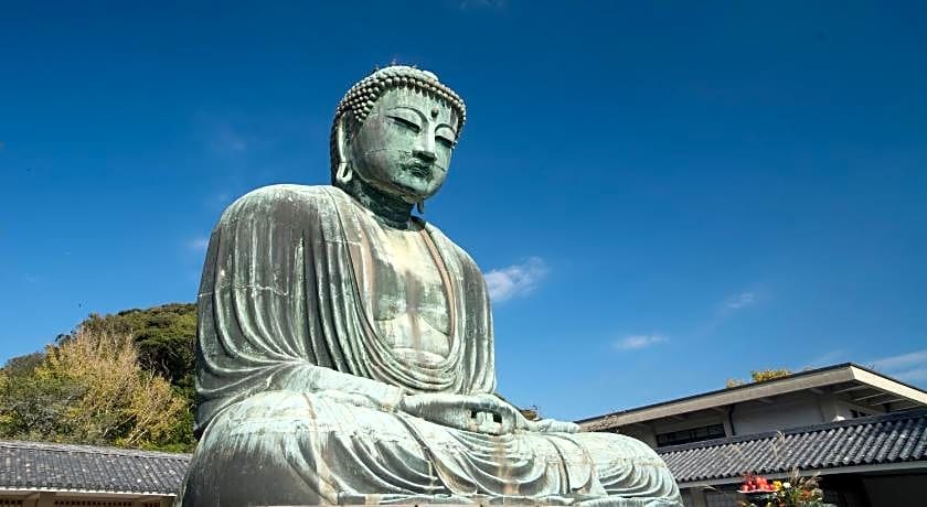 Iza Kamakura Guest House And Bar