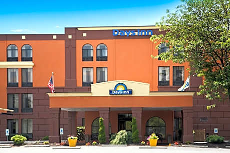 Days Inn by Wyndham Reading Wyomissing