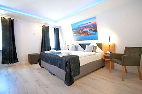 Double Room with Private Bathroom