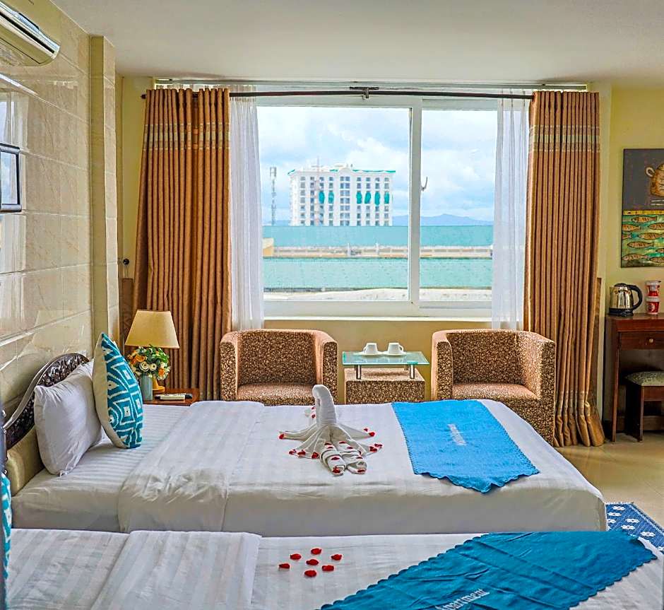 DMZ Hotel ,Central Hue ,Near Perfume River