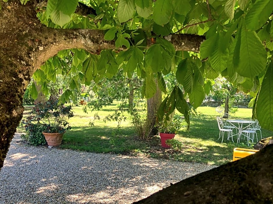 Le Clos De Quintaine Chambres d'Hôtes
