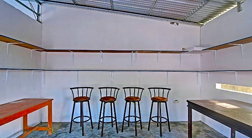 SPOT ON 91995 Cvictory Inn