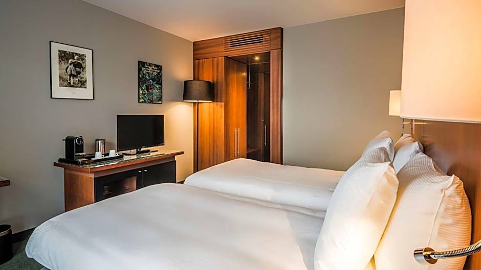 Photo 1 of 6 of Standard 1 Double Bed or 2 Beds